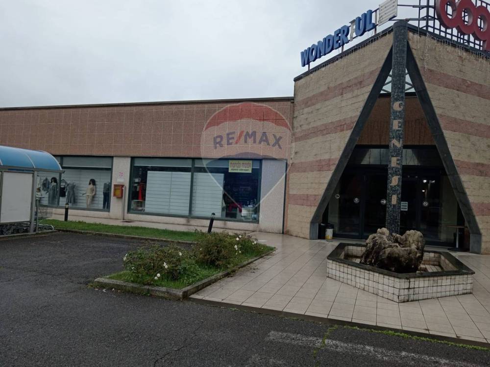 locale commerciale in vendita a Panicale in zona Tavernelle