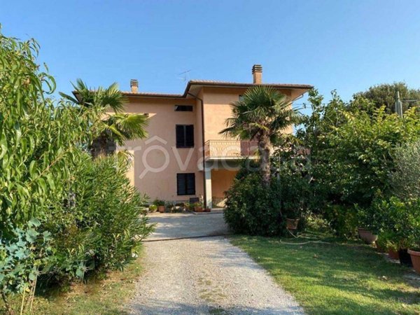 casa indipendente in vendita a Panicale