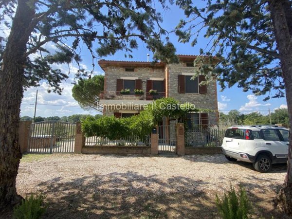 casa indipendente in vendita a Panicale