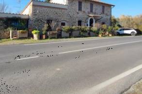 casa indipendente in vendita a Panicale in zona Tavernelle