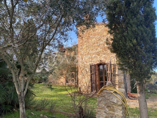 casa indipendente in vendita a Panicale in zona Tavernelle