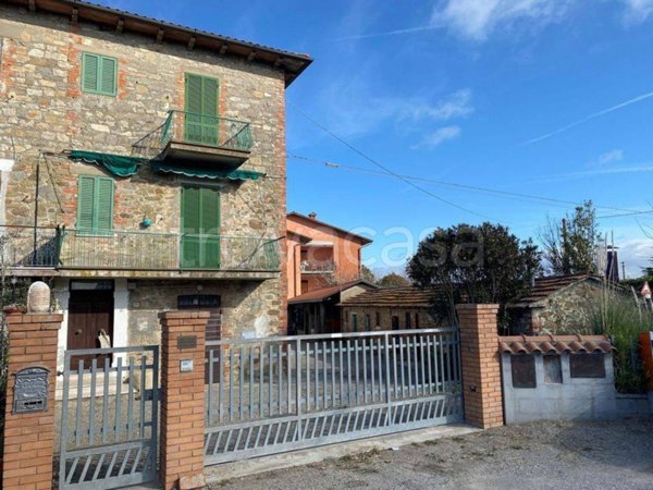 casa indipendente in vendita a Panicale