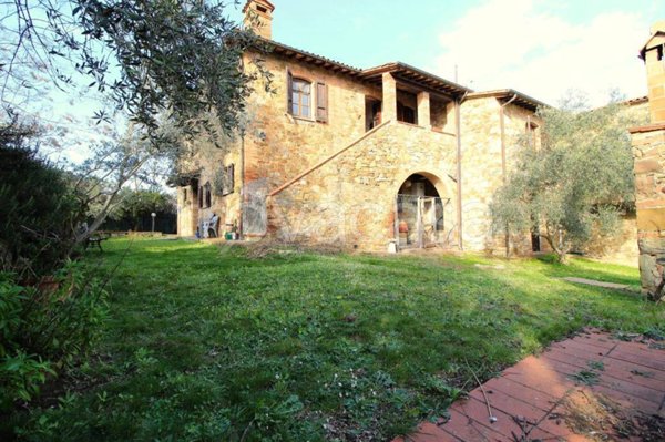 casa indipendente in vendita a Panicale