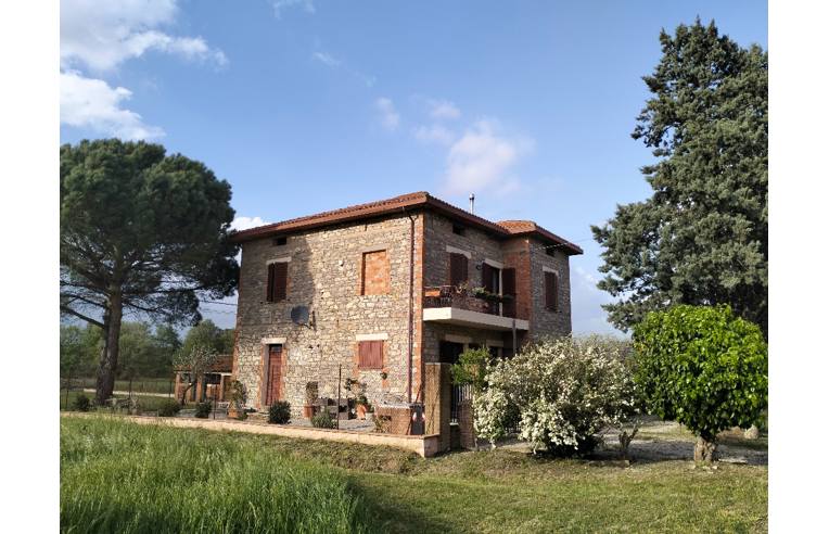 casa indipendente in vendita a Panicale