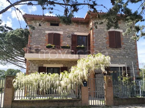 casa indipendente in vendita a Panicale