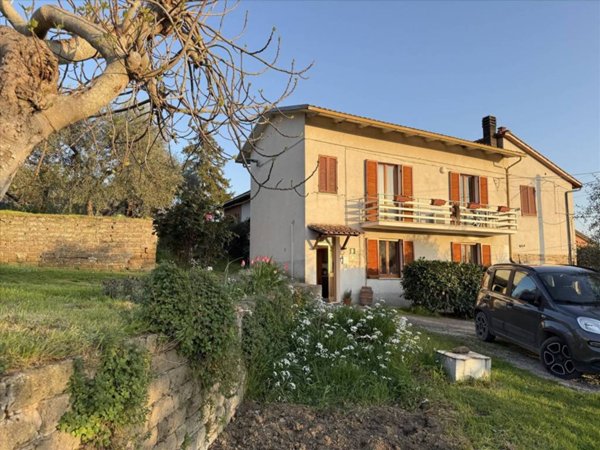 casa indipendente in vendita a Panicale