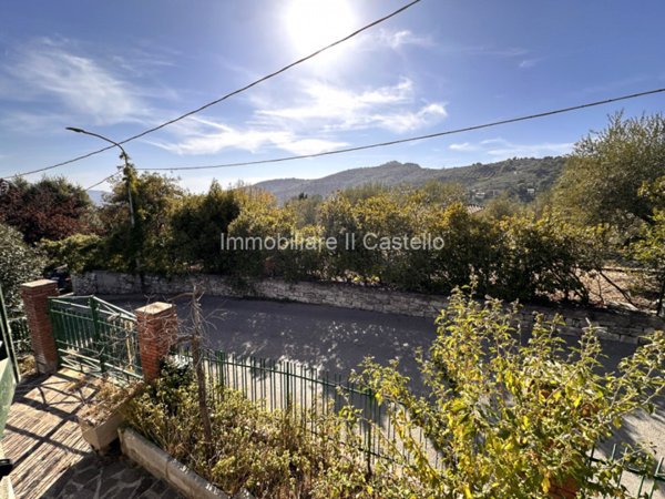 casa indipendente in vendita a Panicale