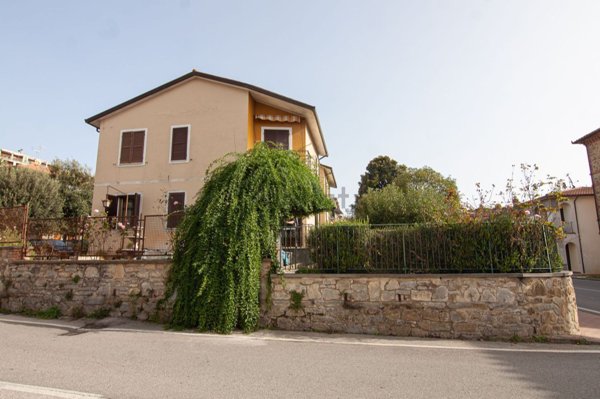 appartamento in vendita a Panicale in zona Tavernelle
