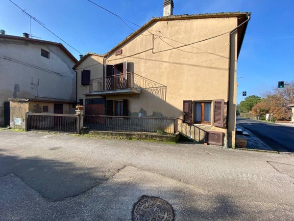 casa indipendente in vendita a Panicale in zona Colgiordano