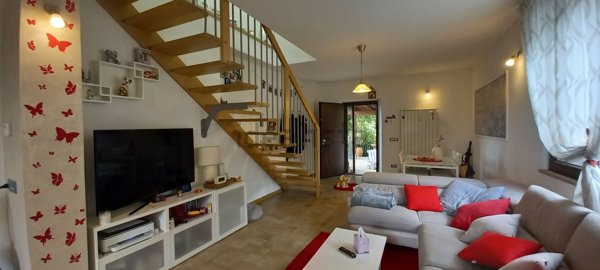 casa indipendente in vendita a Panicale in zona Tavernelle