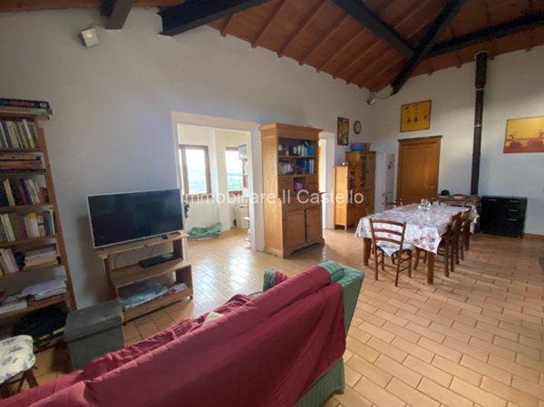 casa indipendente in vendita a Panicale in zona Casalini