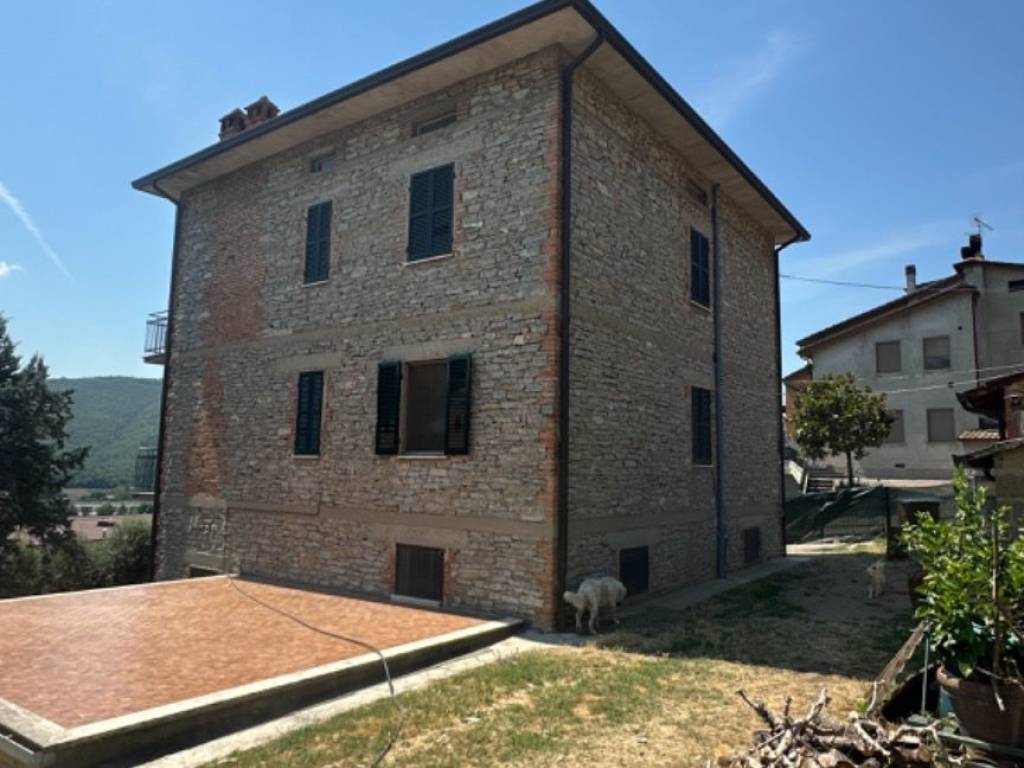 casa indipendente in vendita a Panicale