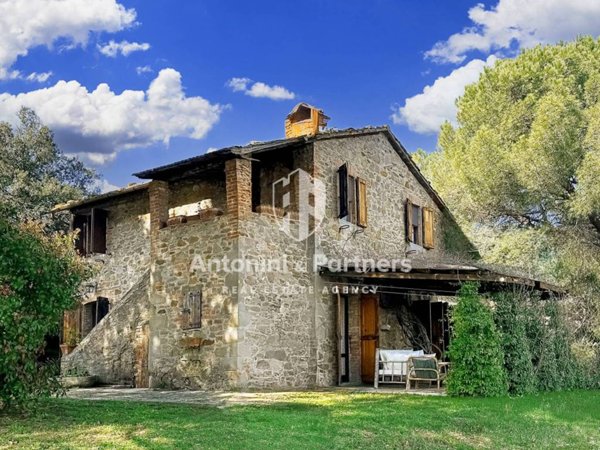 casale in vendita a Panicale