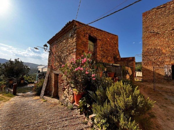 casa indipendente in vendita a Panicale in zona Colle Calzolaro