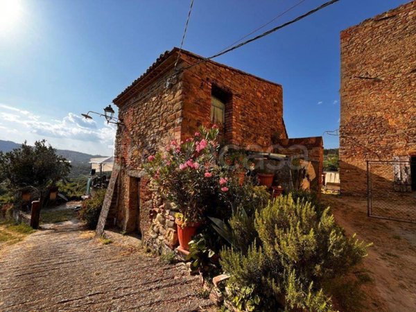 casa indipendente in vendita a Panicale in zona Colle Calzolaro