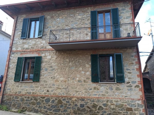 casa indipendente in vendita a Panicale in zona Colgiordano