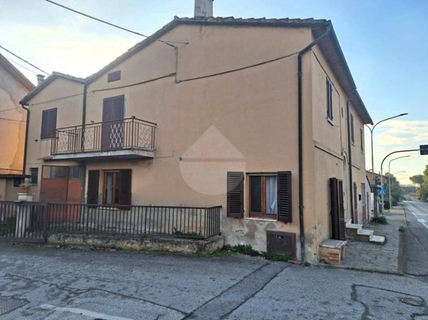 casa indipendente in vendita a Panicale in zona Colgiordano