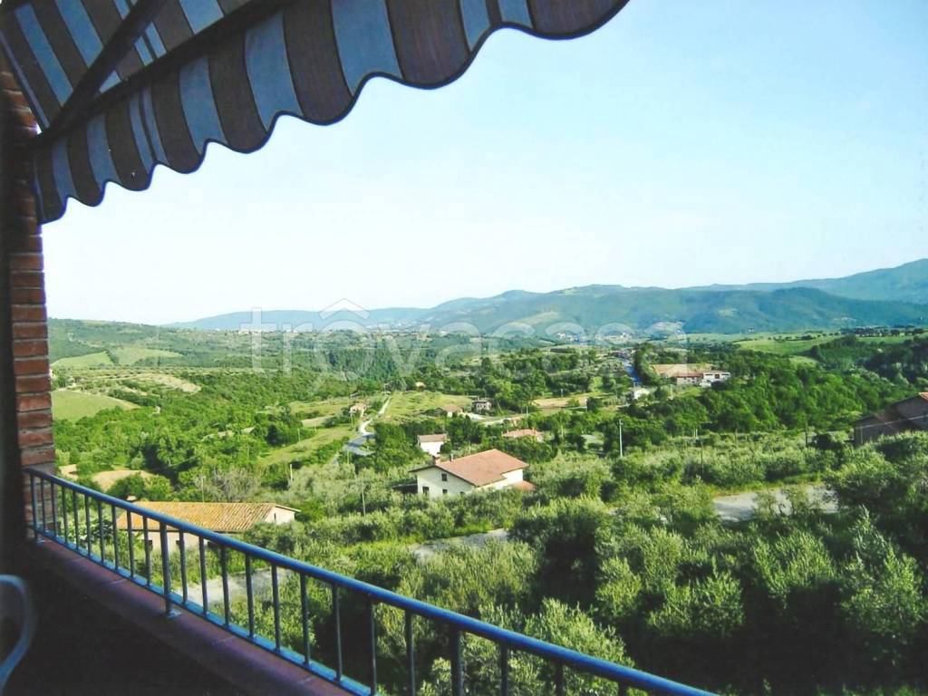 appartamento in vendita a Panicale in zona Macereto