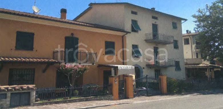 casa indipendente in vendita a Panicale in zona Tavernelle