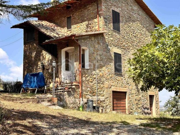 casa indipendente in vendita a Panicale in zona Macereto