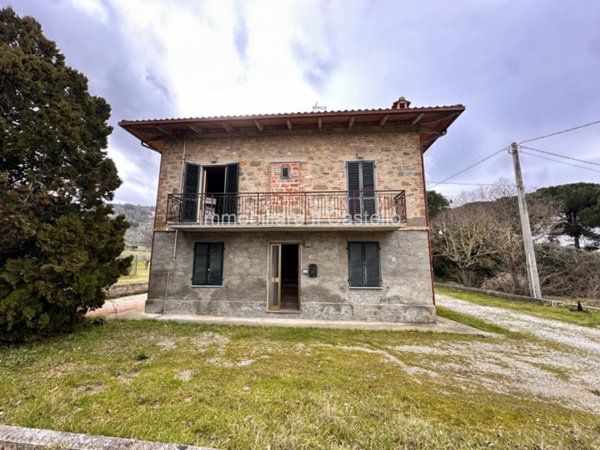 casa indipendente in vendita a Panicale in zona Colgiordano