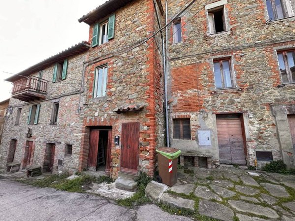 casa indipendente in vendita a Panicale in zona Colle Calzolaro