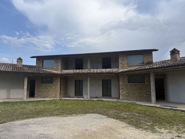 casa indipendente in vendita a Panicale