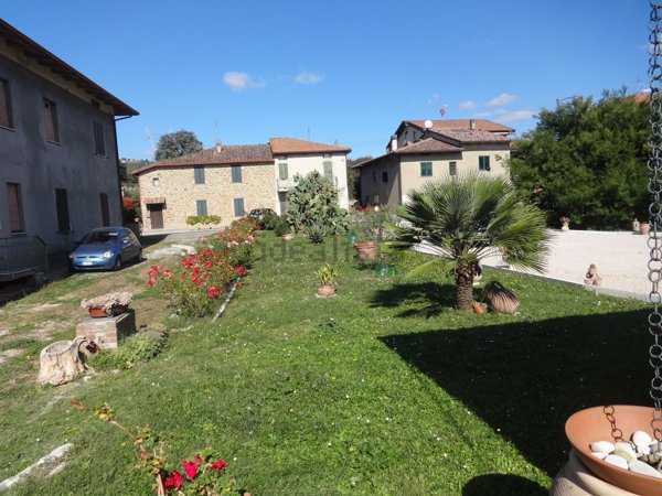 terreno in vendita a Panicale in zona Tavernelle