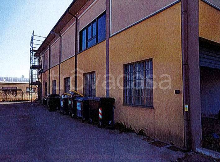 locale di sgombero in vendita a Panicale