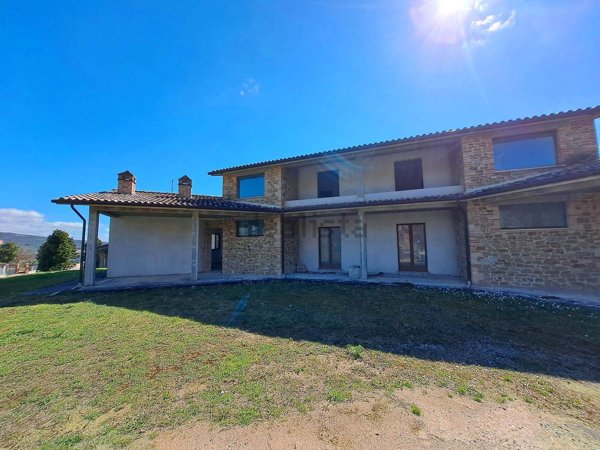 casa indipendente in vendita a Panicale