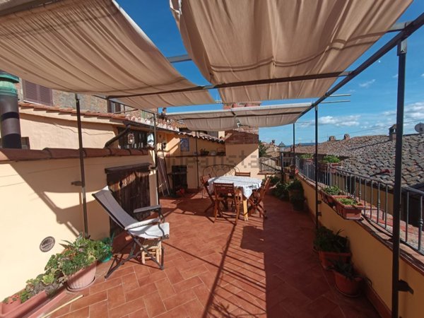 casa semindipendente in vendita a Panicale