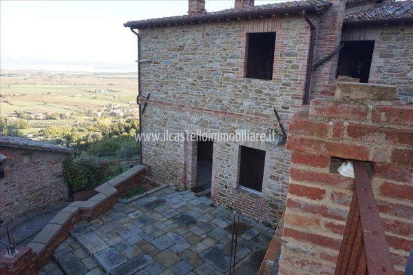 casa indipendente in vendita a Panicale in zona Tavernelle