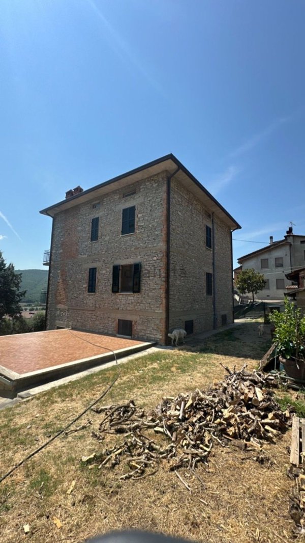 casa indipendente in vendita a Panicale in zona Tavernelle