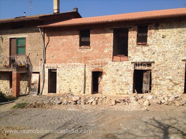 casa semindipendente in vendita a Panicale in zona Casalini