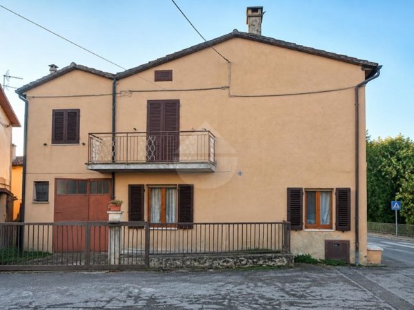 appartamento in vendita a Panicale in zona Colgiordano