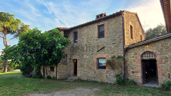 casale in vendita a Panicale