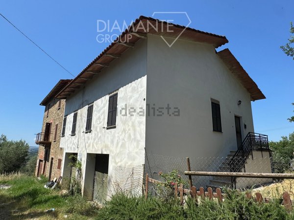 casa indipendente in vendita a Panicale