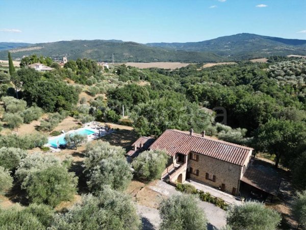 casa indipendente in vendita a Panicale in zona Missiano