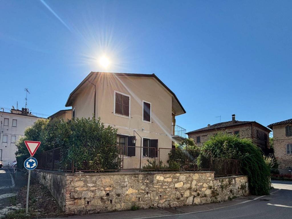 appartamento in vendita a Panicale in zona Tavernelle