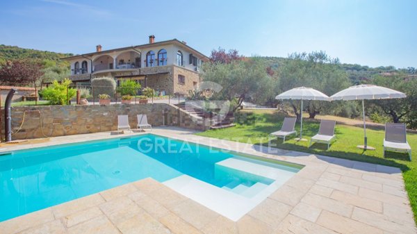 casa indipendente in vendita a Panicale