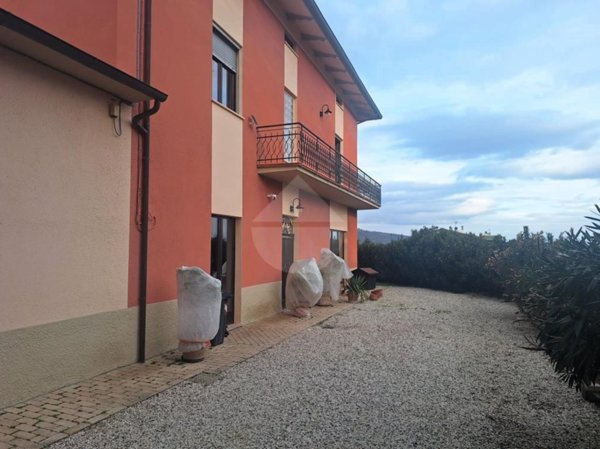 casa indipendente in vendita a Panicale in zona Missiano