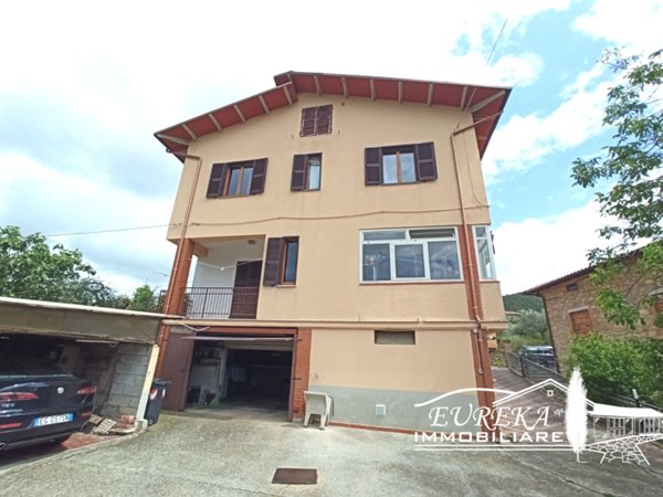 appartamento in vendita a Panicale in zona Casalini