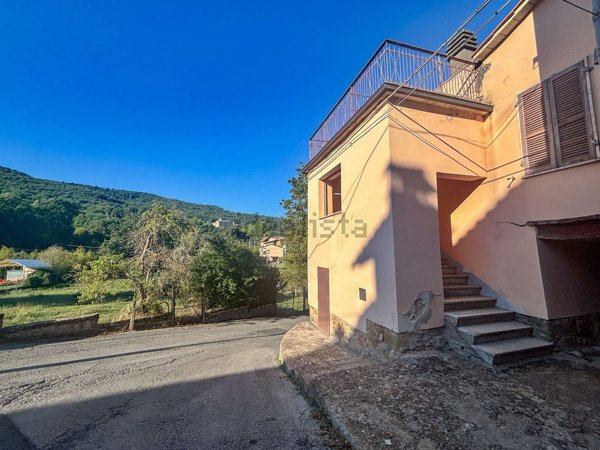 casa indipendente in vendita a Panicale in zona Tavernelle