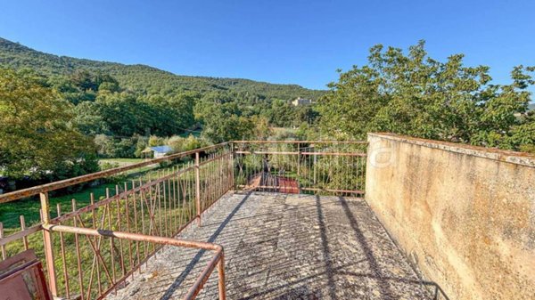 casa indipendente in vendita a Panicale in zona Tavernelle