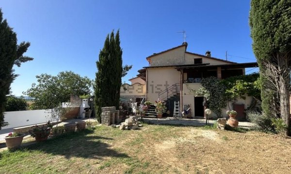 casa indipendente in vendita a Panicale in zona Colle San Paolo