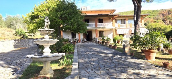 casa indipendente in vendita a Panicale