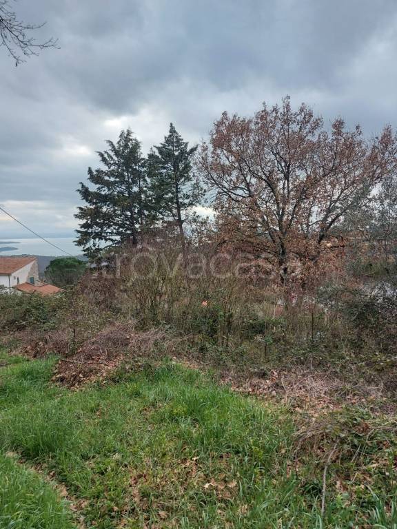 terreno edificabile in vendita a Passignano sul Trasimeno in zona Castel Rigone