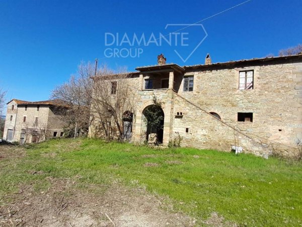 casa indipendente in vendita a Passignano sul Trasimeno