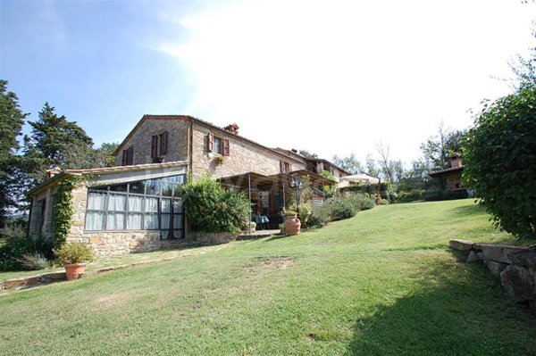 casa indipendente in vendita a Passignano sul Trasimeno