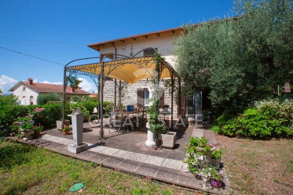 casa indipendente in vendita a Passignano sul Trasimeno